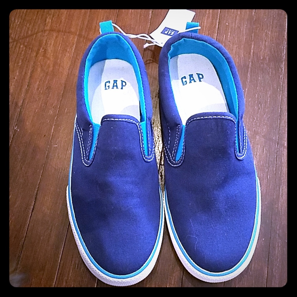 NWT Blue Gap Kid Shoes